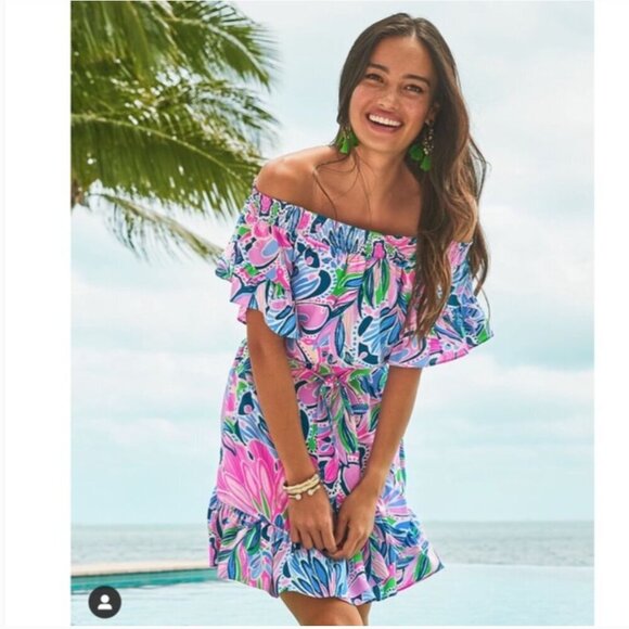 LILLY PULITZER Madelyn Off The Shoulder‎ Stretch Dress In Gecko Green Tige XXS - Picture 2 of 7
